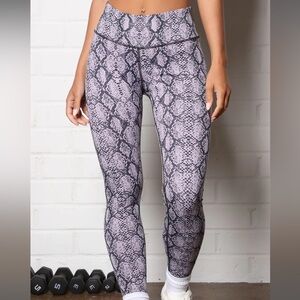 Purple Snakeskin Leggings Size Medium
